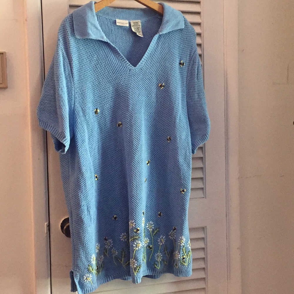 Short sleeve v neck sweater